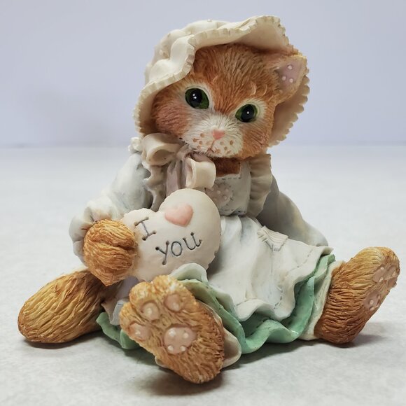 Calico Kittens "Love Is The Heart Of Friendship" Figurine Collectible - Picture 4 of 9